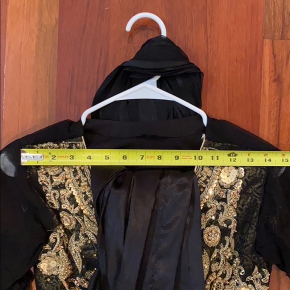 Black and gold Indian Pakistani salwar kameez - Picture 9 of 12